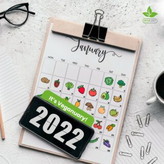 Let’s make a meaningful change this year by being mindful of what we eat to how we treat our body as it’s about time for a health revolution.

#Ayulent #Ayulenthealthcare #diet #supplements #vitamins #contentcreator #yycblogger #canada #ayurvedic #foodsuppliment #natural #oils #mentalhealth #vitamincapsule #vegan #vegansuppliments